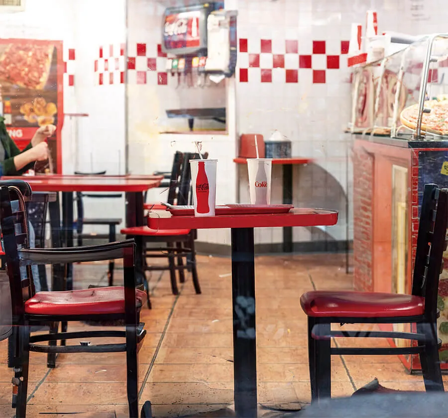 エレノアってグレイト メインビジュアル背景