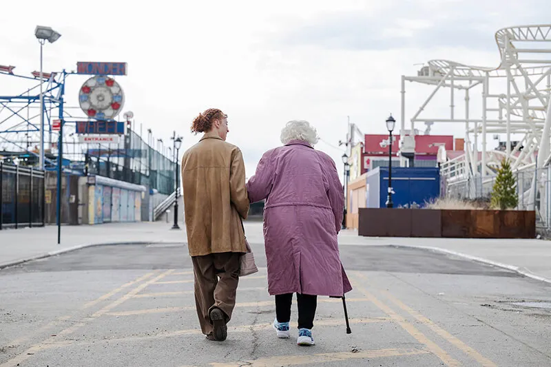 脚本家 トリー・ケイメン